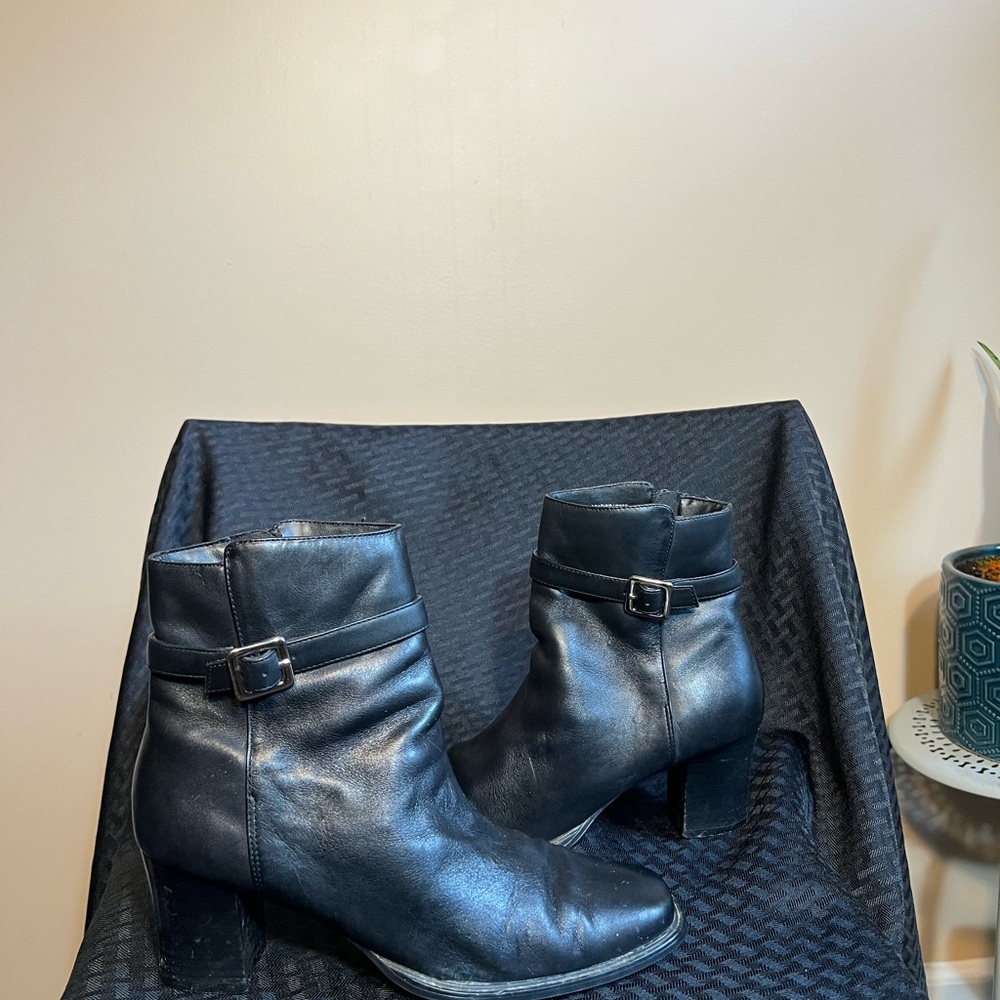 Karen Scott Leather Midnight Black Heeled Boots